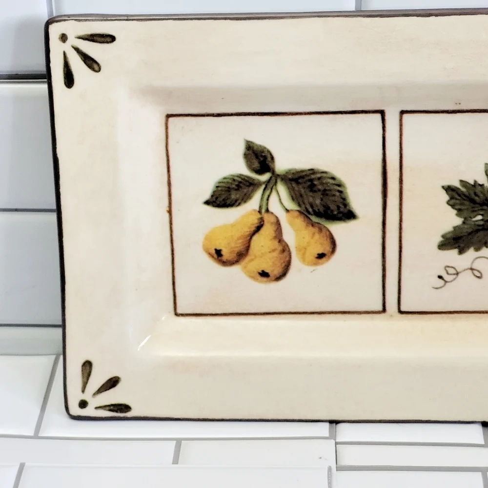 WILLIAMS-SONOMA Made in Italy Large Rectangular Ceramic Tray Graphic Print Detai